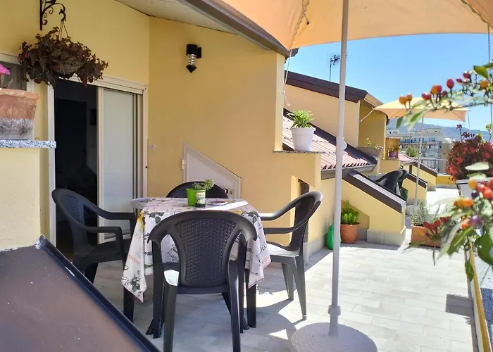 Alojamento de Acomodação e Pequeno-almoço Da Nonna Teta Praia a Mare